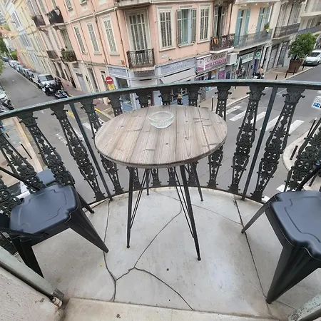 Prado Republique Privat bolig *